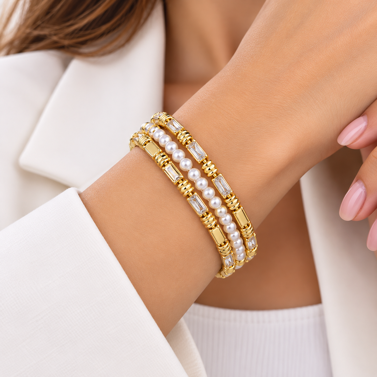 Pearl Luxe Gold Bracelet ✨�