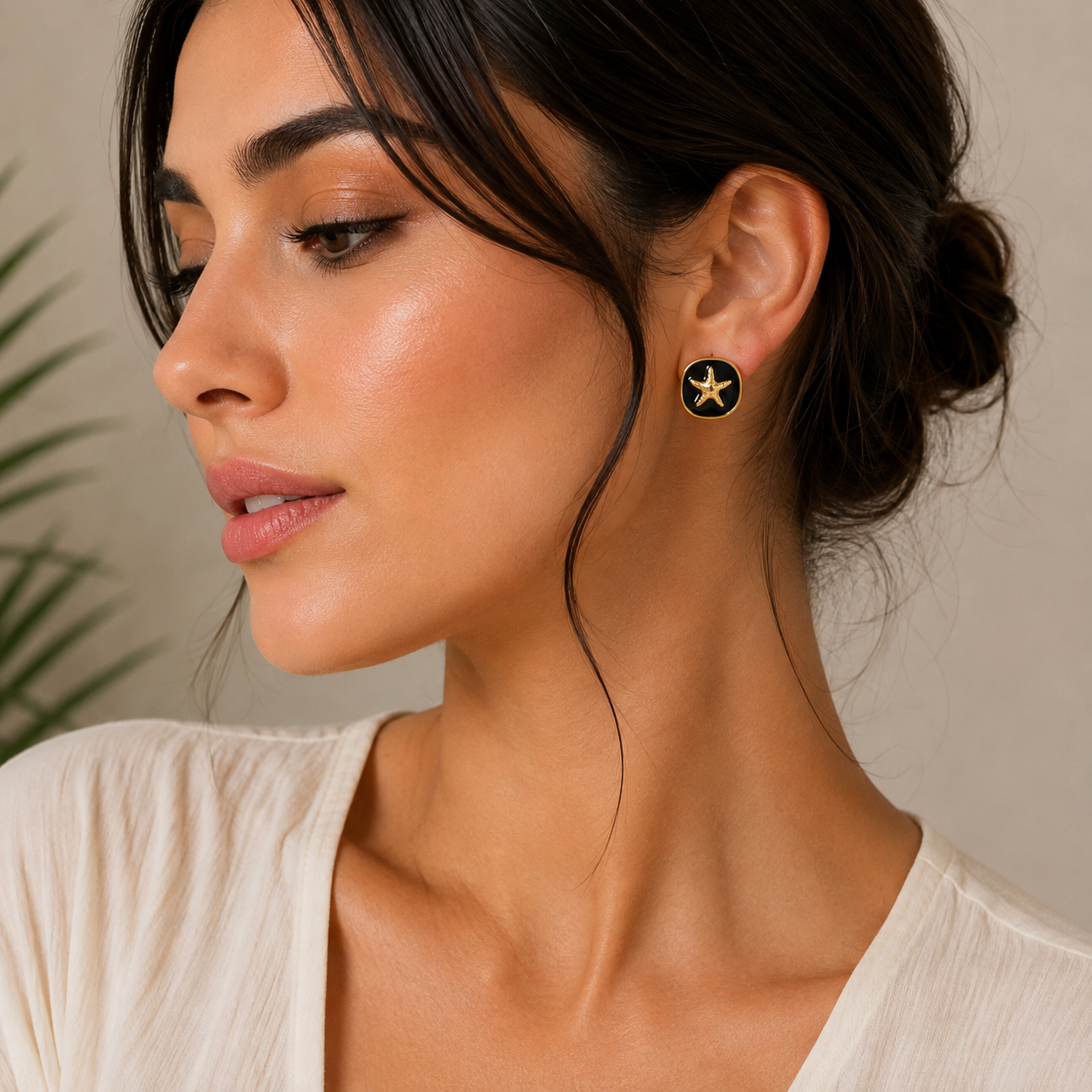 Black & Gold Starfish Stud Earrings