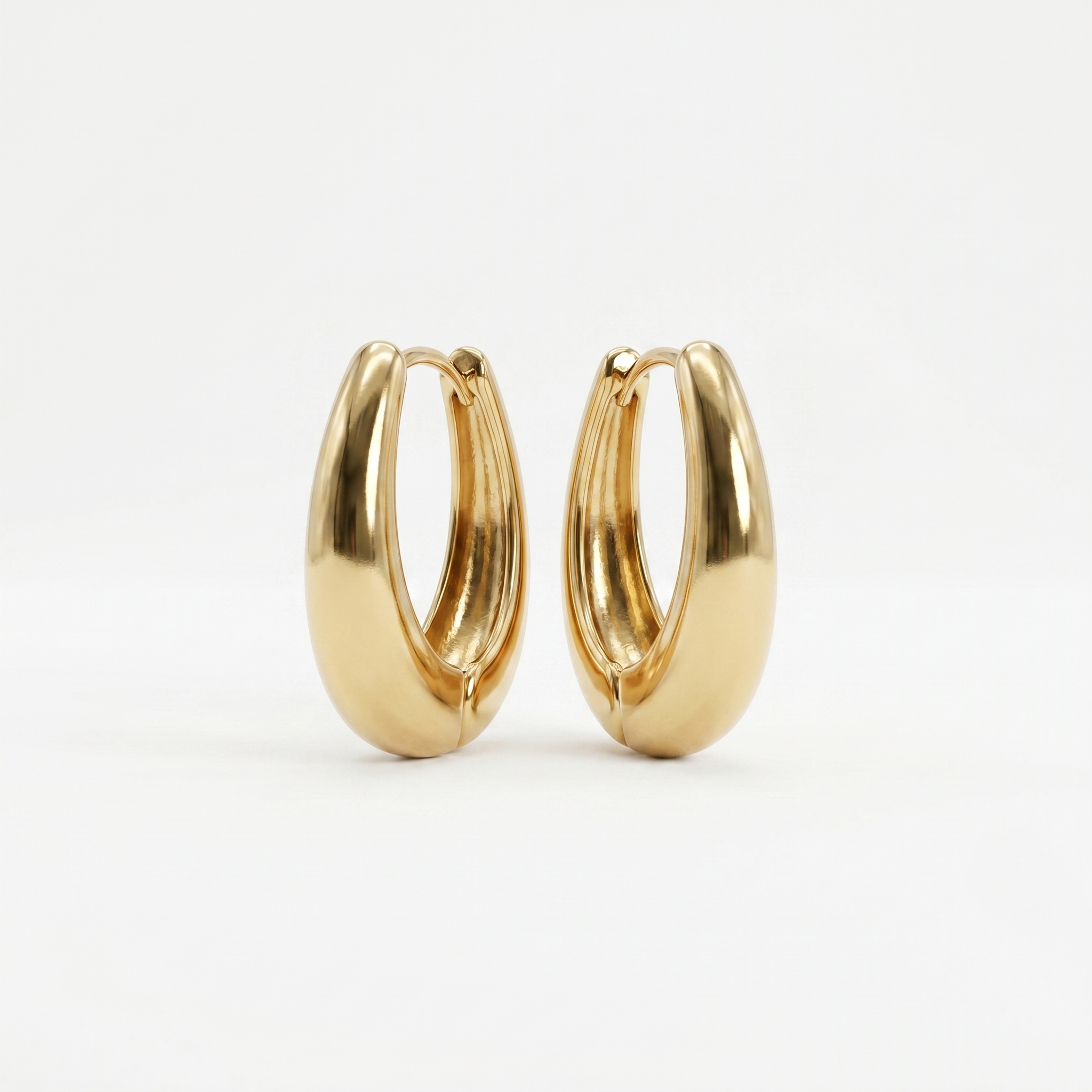 Gold Chunky Oval Hoop Earrings